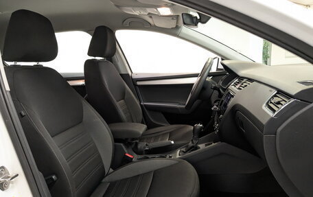 Skoda Octavia, 2018 год, 1 650 000 рублей, 23 фотография