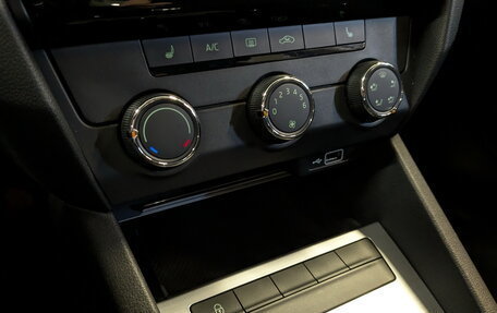 Skoda Octavia, 2018 год, 1 650 000 рублей, 25 фотография