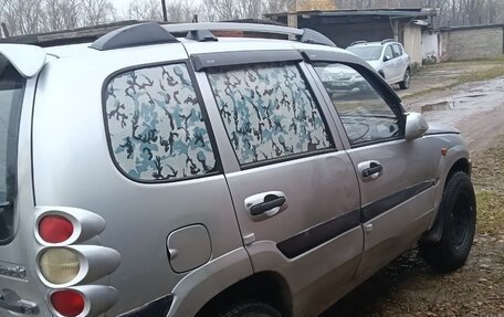 Chevrolet Niva I рестайлинг, 2006 год, 255 000 рублей, 8 фотография