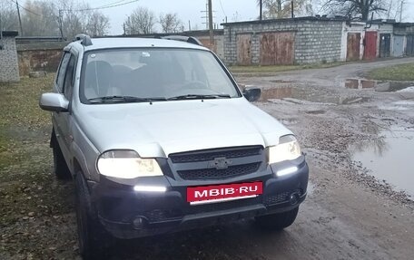Chevrolet Niva I рестайлинг, 2006 год, 255 000 рублей, 16 фотография