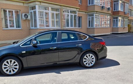 Opel Astra J, 2013 год, 850 000 рублей, 2 фотография