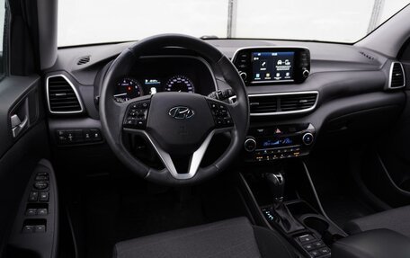 Hyundai Tucson III, 2018 год, 2 080 000 рублей, 10 фотография