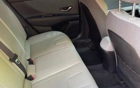 Hyundai Elantra, 2022 год, 1 550 000 рублей, 12 фотография