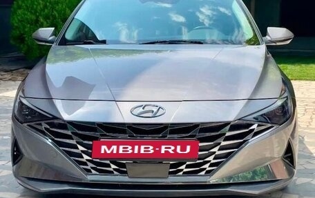 Hyundai Elantra, 2022 год, 1 550 000 рублей, 3 фотография