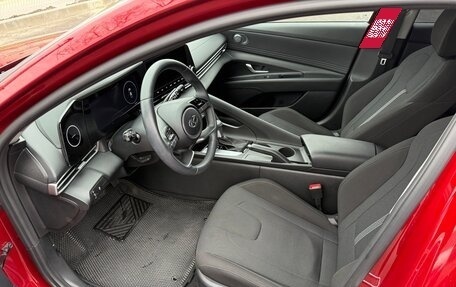 Hyundai Elantra, 2023 год, 2 350 000 рублей, 7 фотография