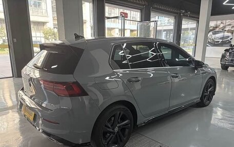 Volkswagen Golf VIII, 2022 год, 1 720 776 рублей, 3 фотография