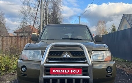 Mitsubishi Pajero III рестайлинг, 2004 год, 1 250 000 рублей, 1 фотография
