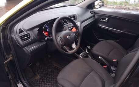 KIA Rio III рестайлинг, 2015 год, 560 000 рублей, 6 фотография