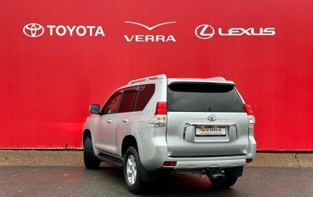Toyota Land Cruiser Prado 150 рестайлинг 2, 2012 год, 3 490 000 рублей, 6 фотография