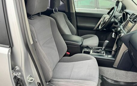 Toyota Land Cruiser Prado 150 рестайлинг 2, 2012 год, 3 490 000 рублей, 9 фотография