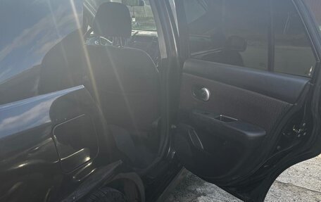 Nissan Tiida, 2011 год, 600 000 рублей, 3 фотография