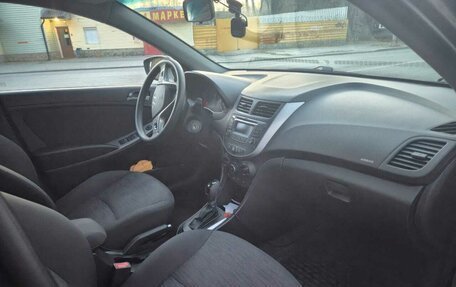 Hyundai Solaris II рестайлинг, 2016 год, 1 150 000 рублей, 6 фотография