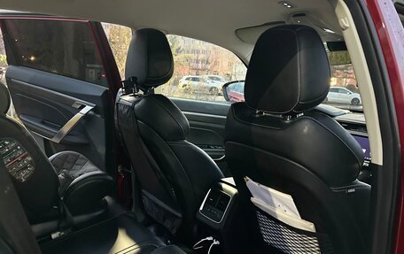 Geely Atlas, 2024 год, 2 300 000 рублей, 21 фотография