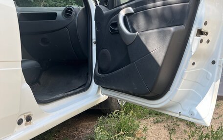 Renault Logan I, 2015 год, 580 000 рублей, 7 фотография