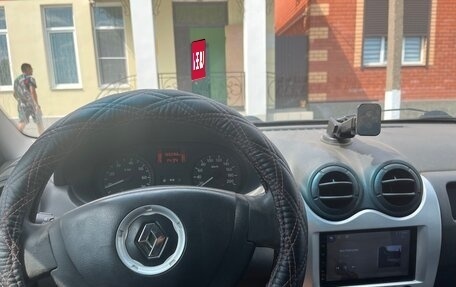 Renault Logan I, 2015 год, 580 000 рублей, 3 фотография