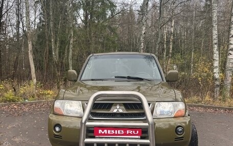 Mitsubishi Pajero III рестайлинг, 2004 год, 1 250 000 рублей, 13 фотография