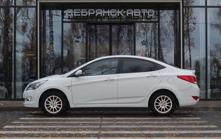Hyundai Solaris II рестайлинг, 2015 год, 1 050 000 рублей, 2 фотография
