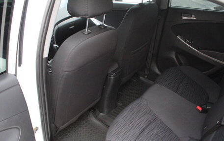 Hyundai Solaris II рестайлинг, 2015 год, 1 050 000 рублей, 8 фотография