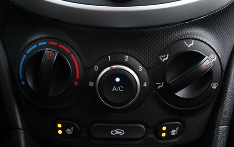 Hyundai Solaris II рестайлинг, 2015 год, 1 050 000 рублей, 24 фотография