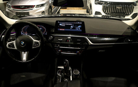 BMW 5 серия, 2019 год, 2 850 000 рублей, 9 фотография