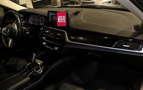 BMW 5 серия, 2019 год, 2 850 000 рублей, 7 фотография