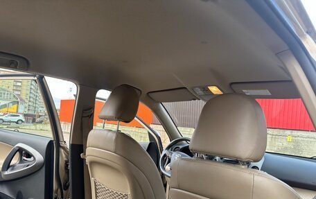 Toyota RAV4, 2012 год, 1 570 000 рублей, 18 фотография