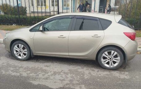Opel Astra J, 2010 год, 520 000 рублей, 4 фотография
