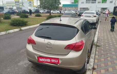 Opel Astra J, 2010 год, 520 000 рублей, 3 фотография