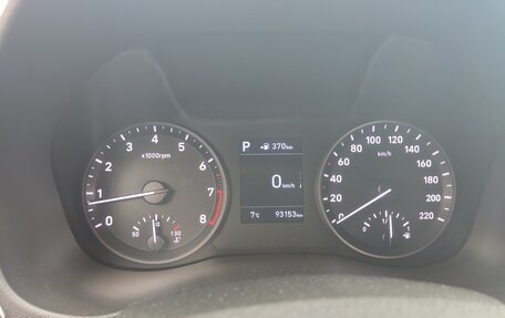 Hyundai Solaris II рестайлинг, 2017 год, 1 025 000 рублей, 13 фотография