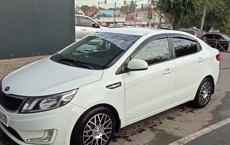 KIA Rio III рестайлинг, 2014 год, 650 000 рублей, 3 фотография
