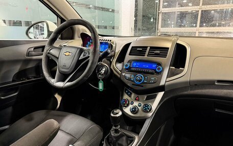 Chevrolet Aveo III, 2013 год, 715 000 рублей, 8 фотография