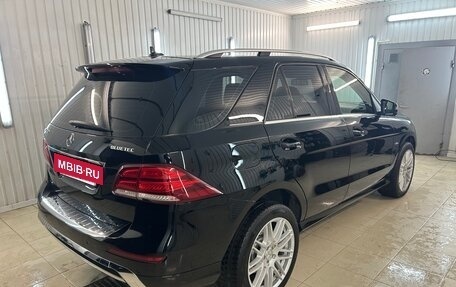 Mercedes-Benz M-Класс, 2011 год, 2 550 000 рублей, 3 фотография