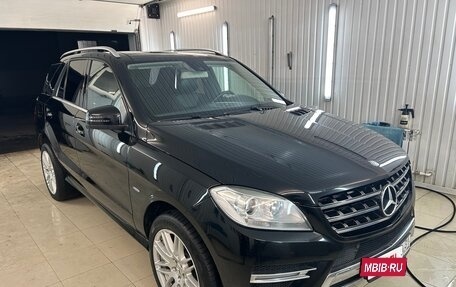 Mercedes-Benz M-Класс, 2011 год, 2 550 000 рублей, 2 фотография