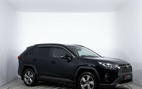 Toyota RAV4, 2020 год, 3 050 000 рублей, 3 фотография