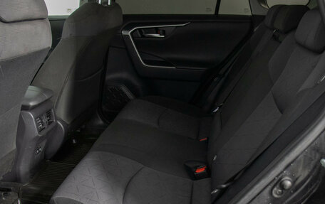 Toyota RAV4, 2020 год, 3 050 000 рублей, 11 фотография