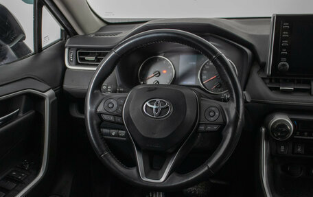 Toyota RAV4, 2020 год, 3 050 000 рублей, 15 фотография