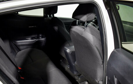 Toyota C-HR I рестайлинг, 2018 год, 2 390 000 рублей, 13 фотография