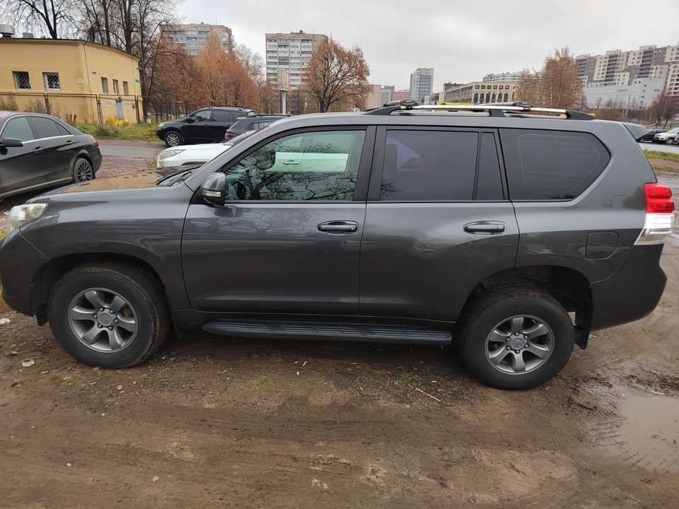 Toyota Land Cruiser Prado 150, 2011 год, 2 150 000 рублей, 1 фотография