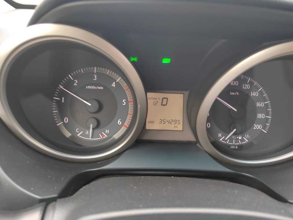 Toyota Land Cruiser Prado 150, 2011 год, 2 150 000 рублей, 7 фотография