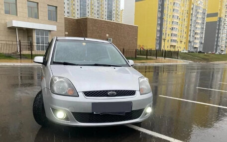 Ford Fiesta, 2008 год, 520 000 рублей, 2 фотография