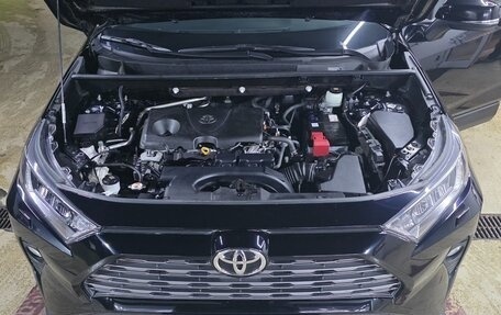 Toyota RAV4, 2020 год, 3 850 000 рублей, 8 фотография