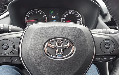 Toyota RAV4, 2020 год, 3 850 000 рублей, 17 фотография