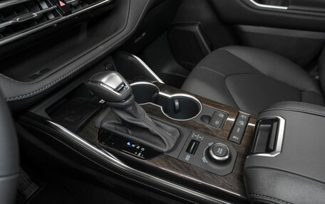 Toyota Highlander, 2025 год, 6 400 000 рублей, 17 фотография
