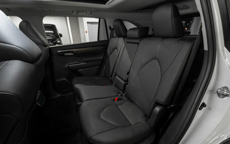 Toyota Highlander, 2025 год, 6 400 000 рублей, 14 фотография