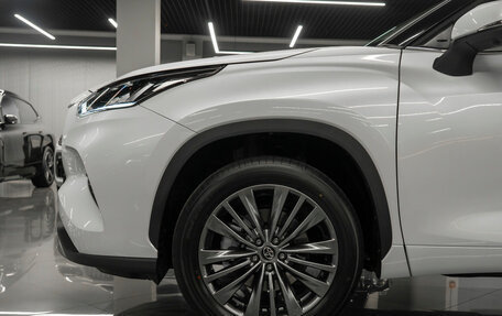 Toyota Highlander, 2025 год, 6 400 000 рублей, 29 фотография