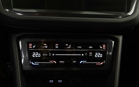 Volkswagen Tiguan II, 2021 год, 3 447 077 рублей, 14 фотография