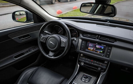 Jaguar XF II, 2016 год, 2 599 000 рублей, 9 фотография