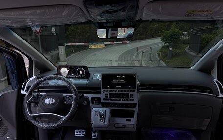 Hyundai Staria, 2025 год, 5 550 000 рублей, 8 фотография