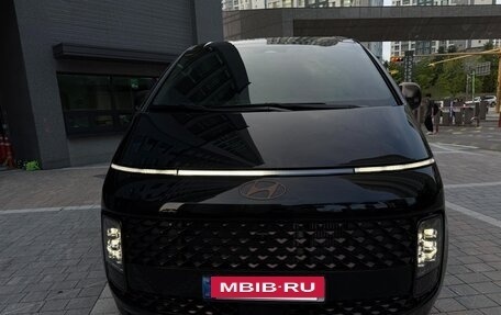 Hyundai Staria, 2025 год, 5 550 000 рублей, 3 фотография