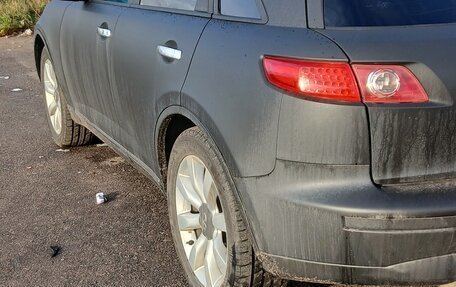 Infiniti FX I, 2005 год, 850 000 рублей, 4 фотография